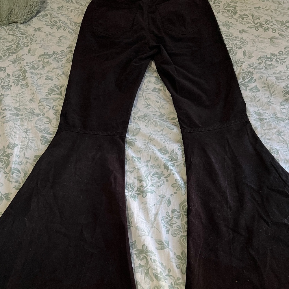 Forever 21 black flare plants